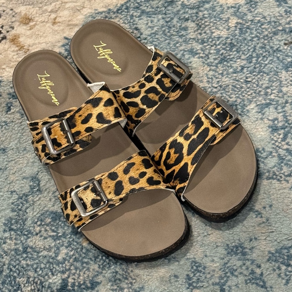 Waterproof Slides ☀️